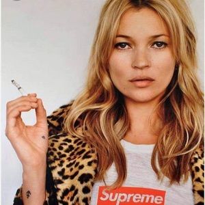 Meet your Posher, Claudia